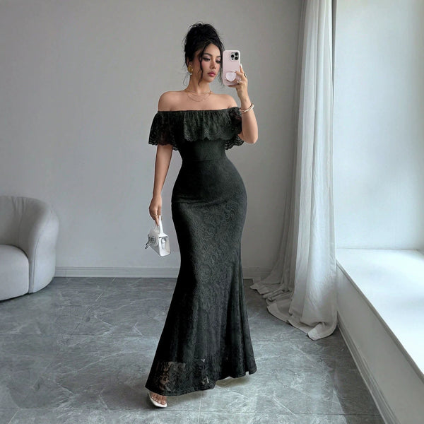 Autumn Elegant Off-shoulder Lace-panel Dress With A Flounced Hem